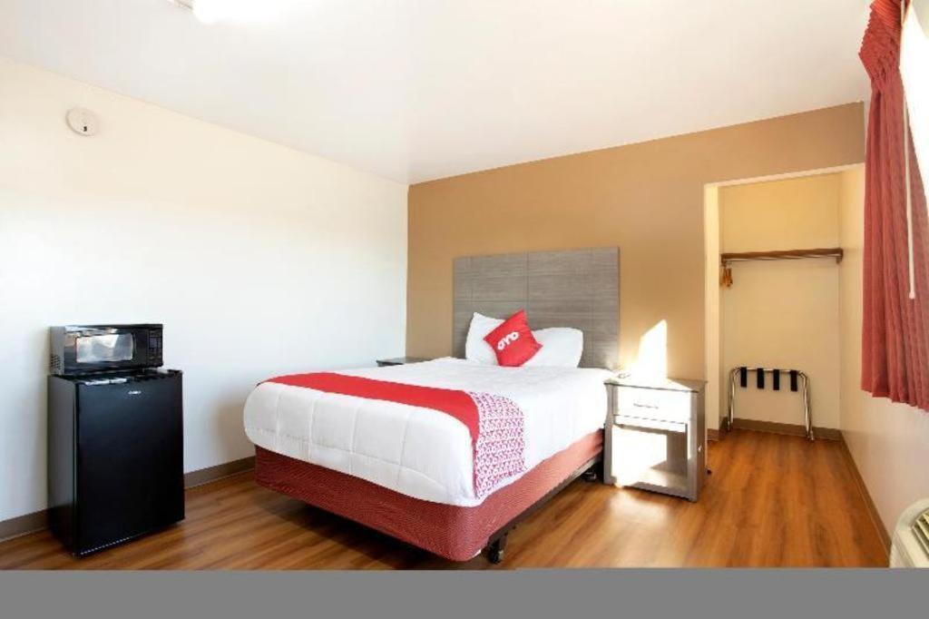 Oyo Hotel Kalama Εξωτερικό φωτογραφία