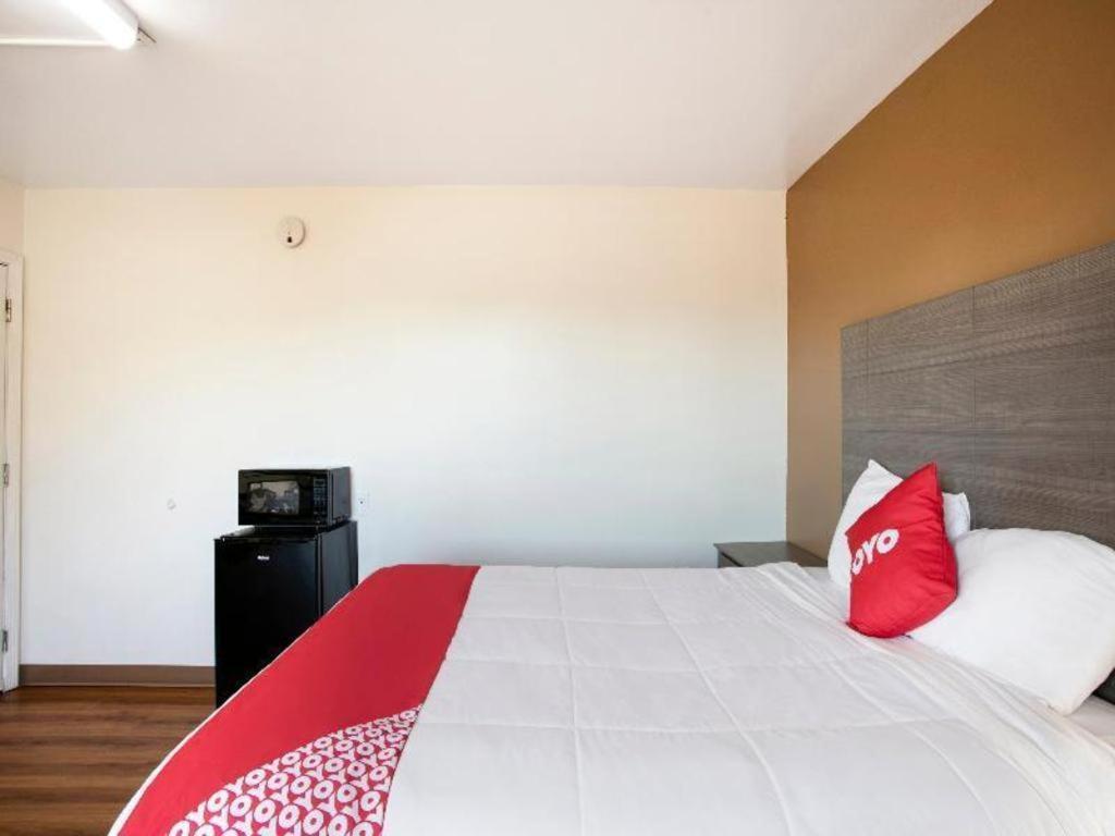 Oyo Hotel Kalama Εξωτερικό φωτογραφία