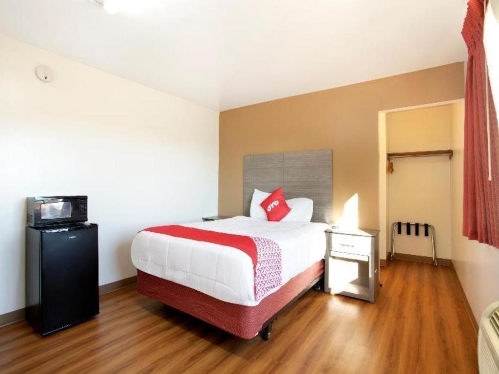 Oyo Hotel Kalama Εξωτερικό φωτογραφία