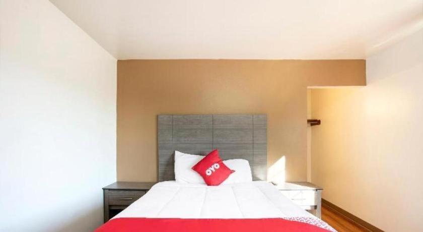Oyo Hotel Kalama Εξωτερικό φωτογραφία